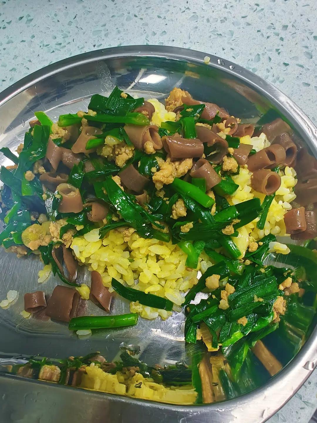 烟台海肠捞饭