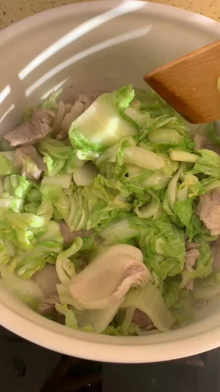 🍲白菜炖肉的做法 步骤9