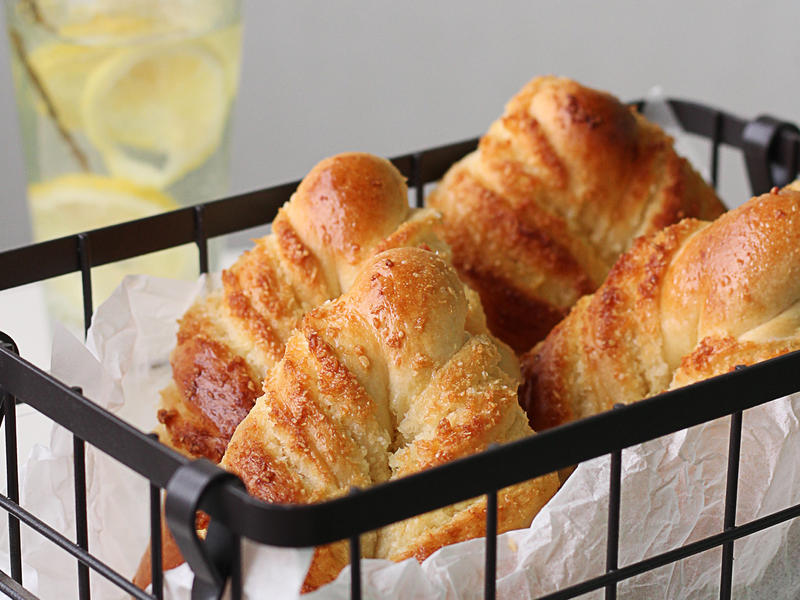 纯奶手撕吐司的做法 步骤1