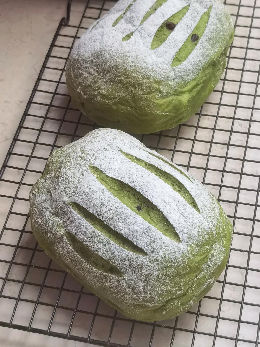 抹茶红豆牛奶哈斯面包