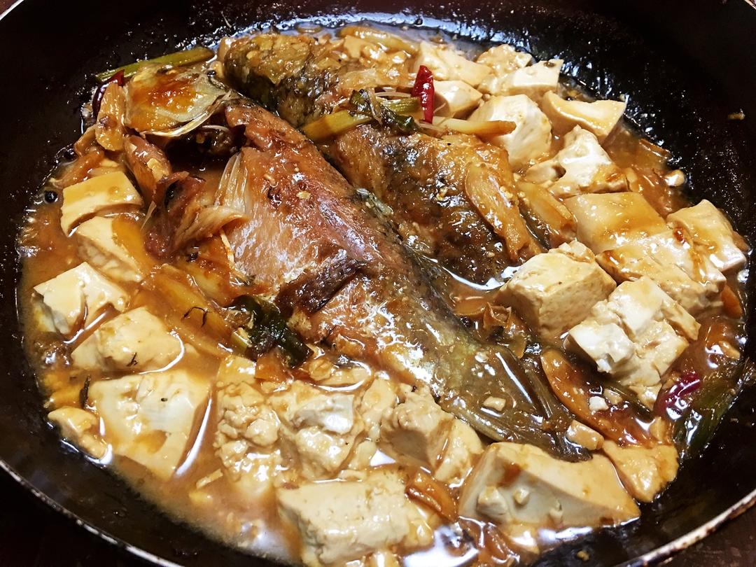 红烧鲤鱼