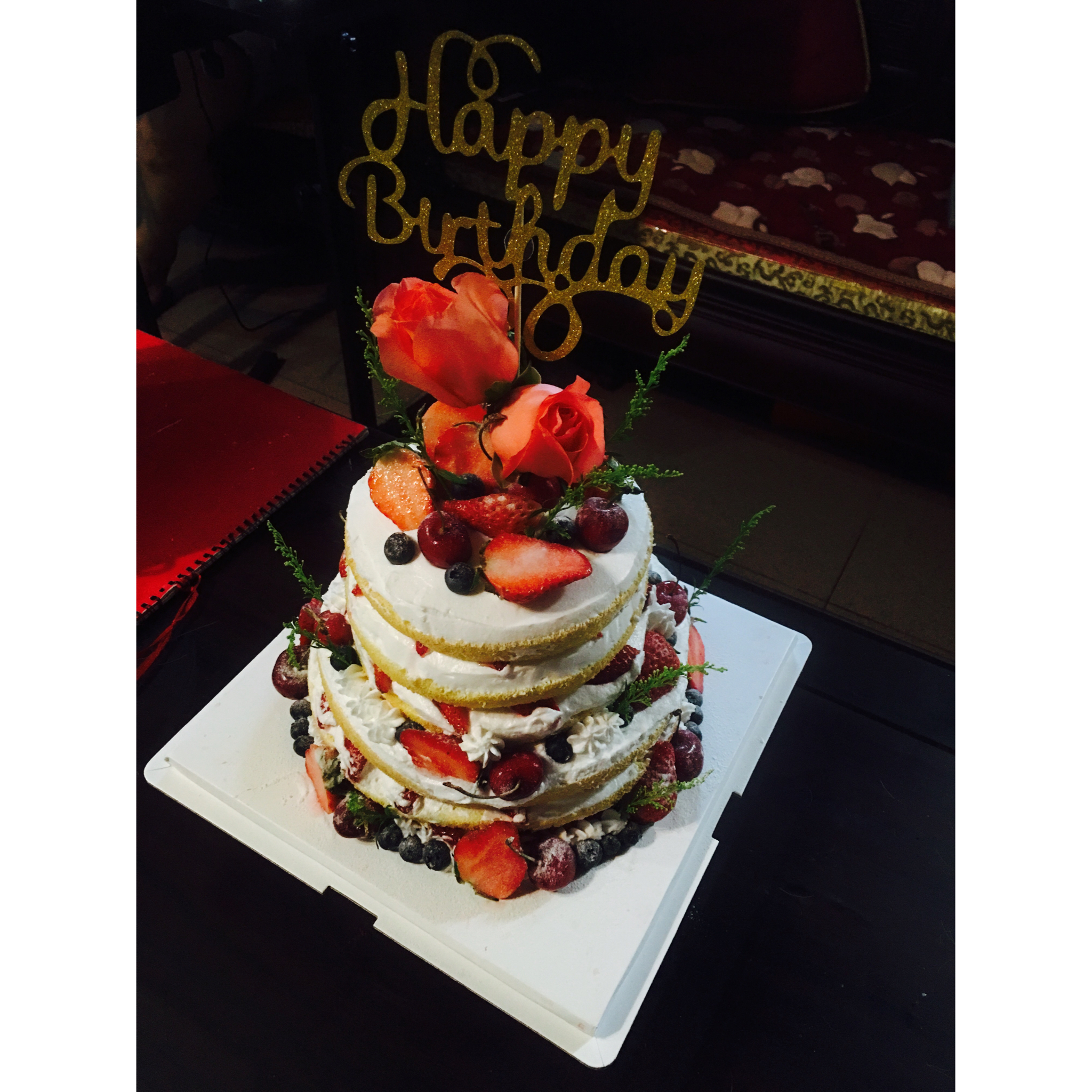 森林系浆果裸蛋糕