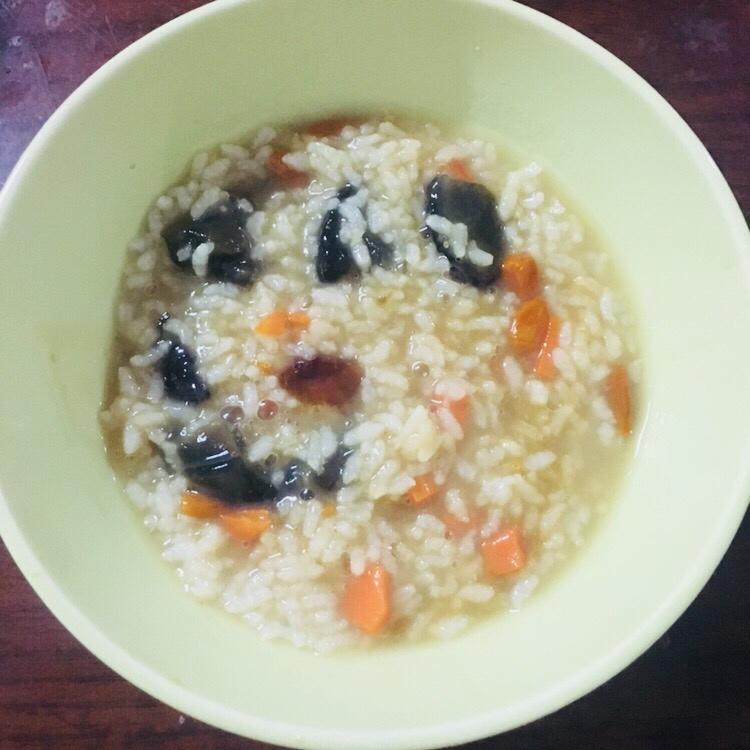 皮蛋蔬菜粥