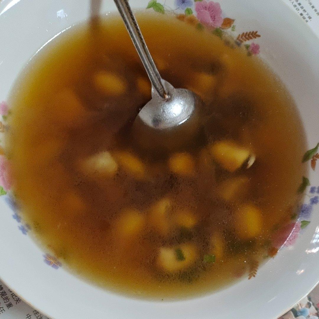 明明是素汤 却鲜得像鸡汤一样的「口蘑汤」