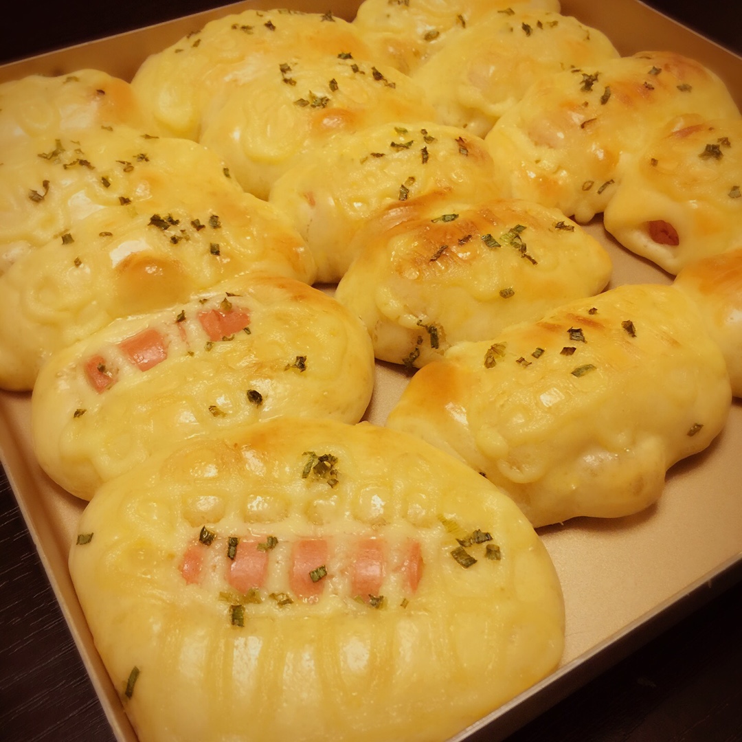 火腿肠早餐面包（一次发酵法）