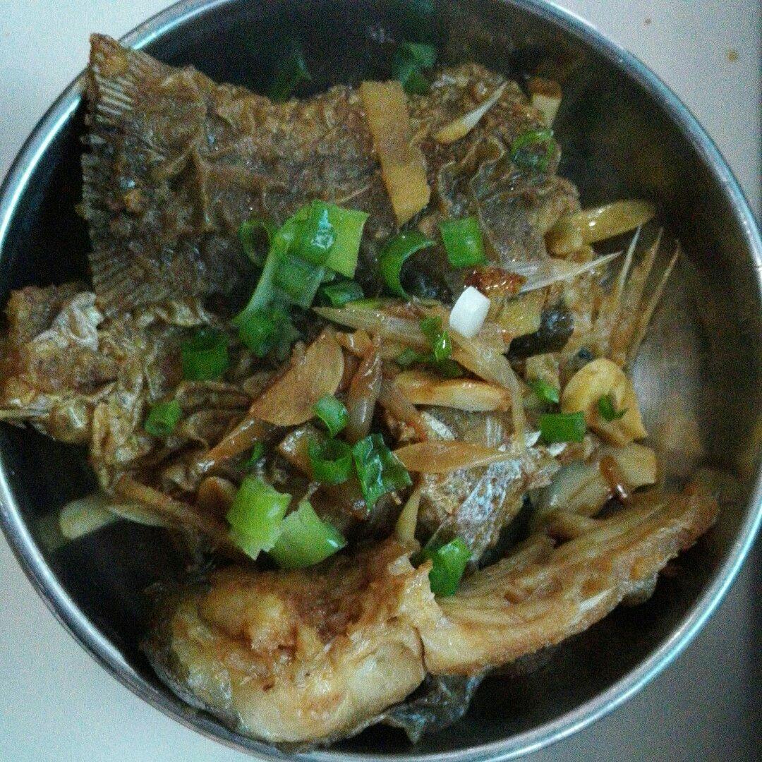 家常红烧扁鱼
