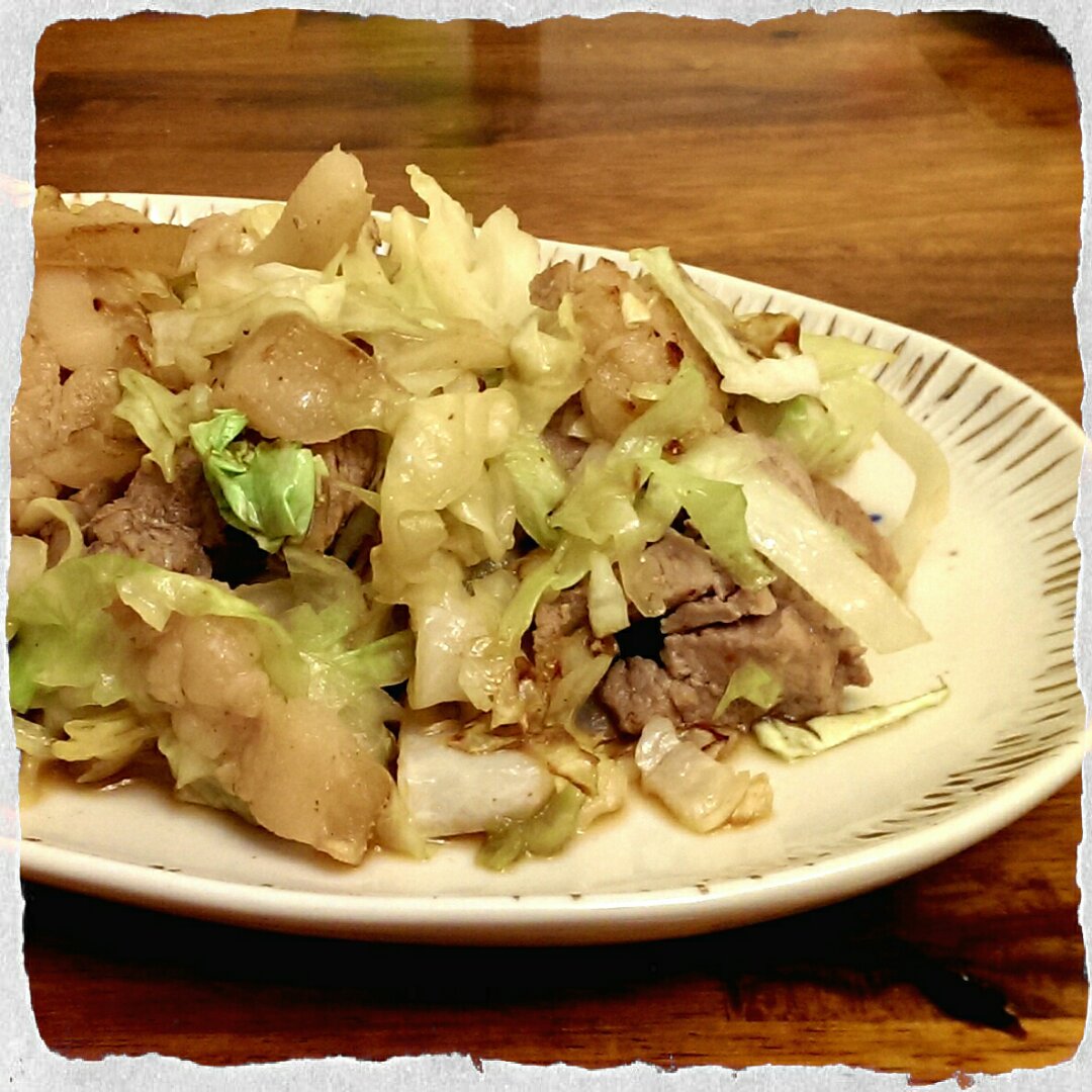 五花肉炒手撕包菜