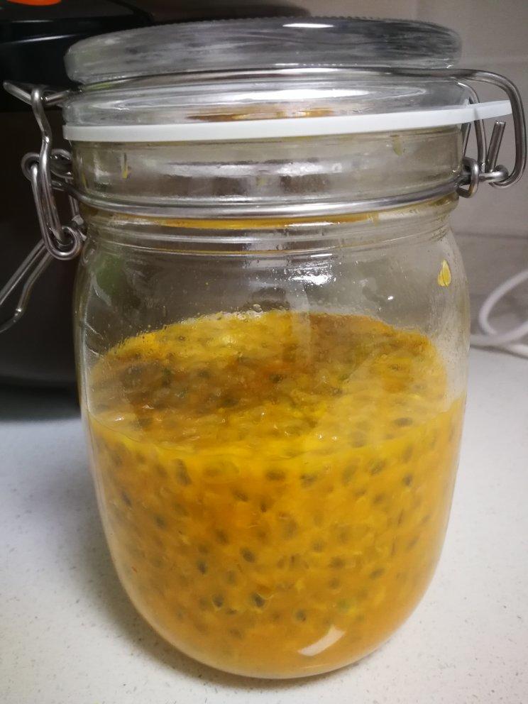 百香果的朴素吃法（百香果汁）