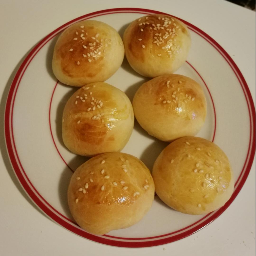 大人小孩都爱不释口的【蜂蜜牛奶小餐包】