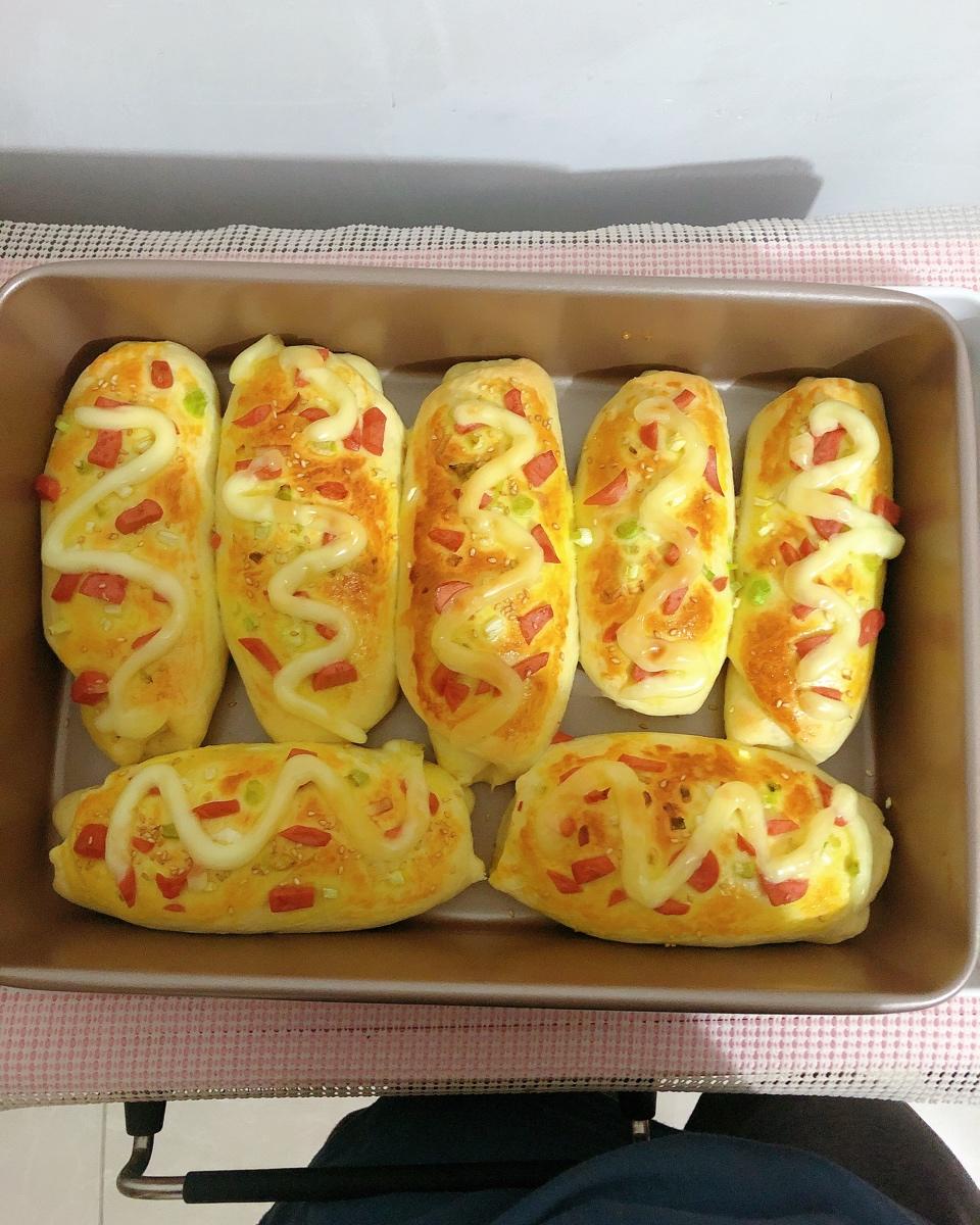 香葱火腿肉松面包