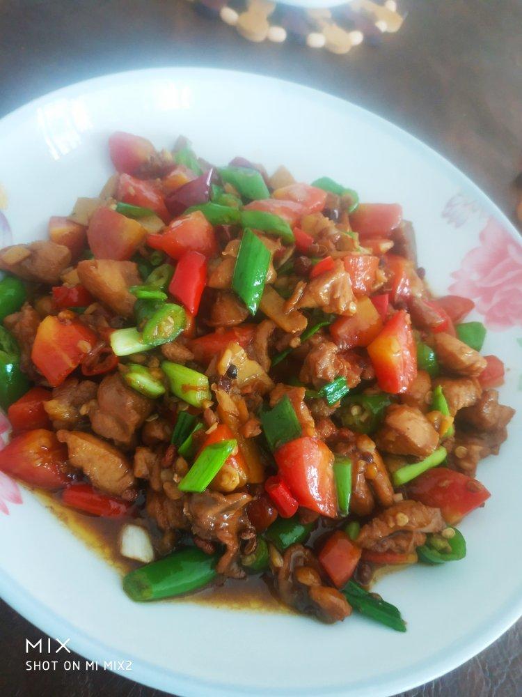 厨师长教你: “宫保鸡丁”的川味正宗做法, 一看就有食欲, 收藏了