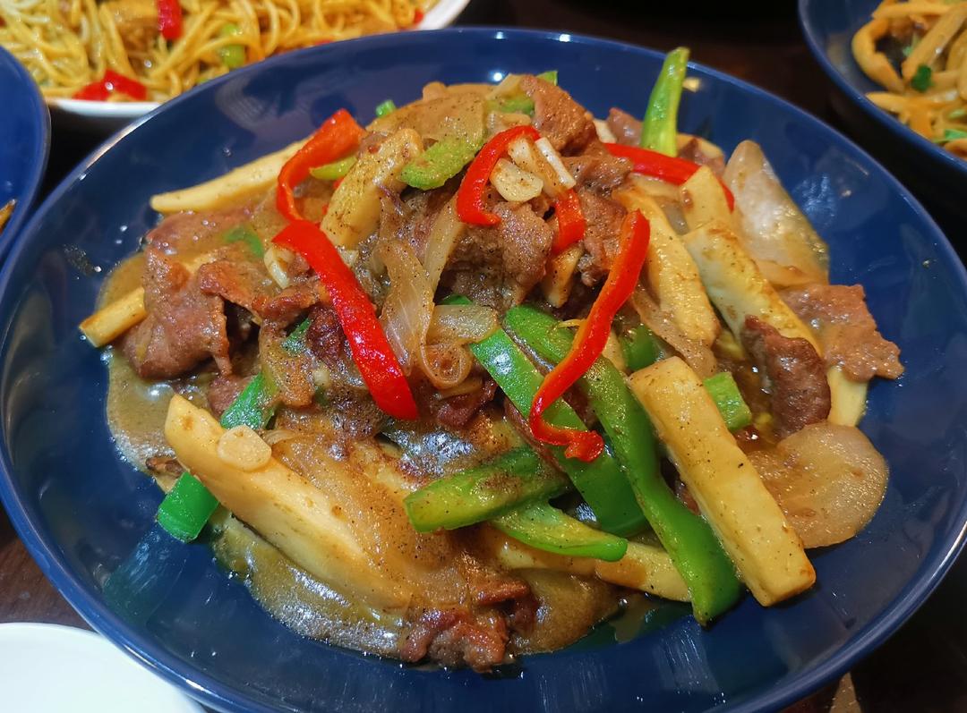 双椒炒牛柳
