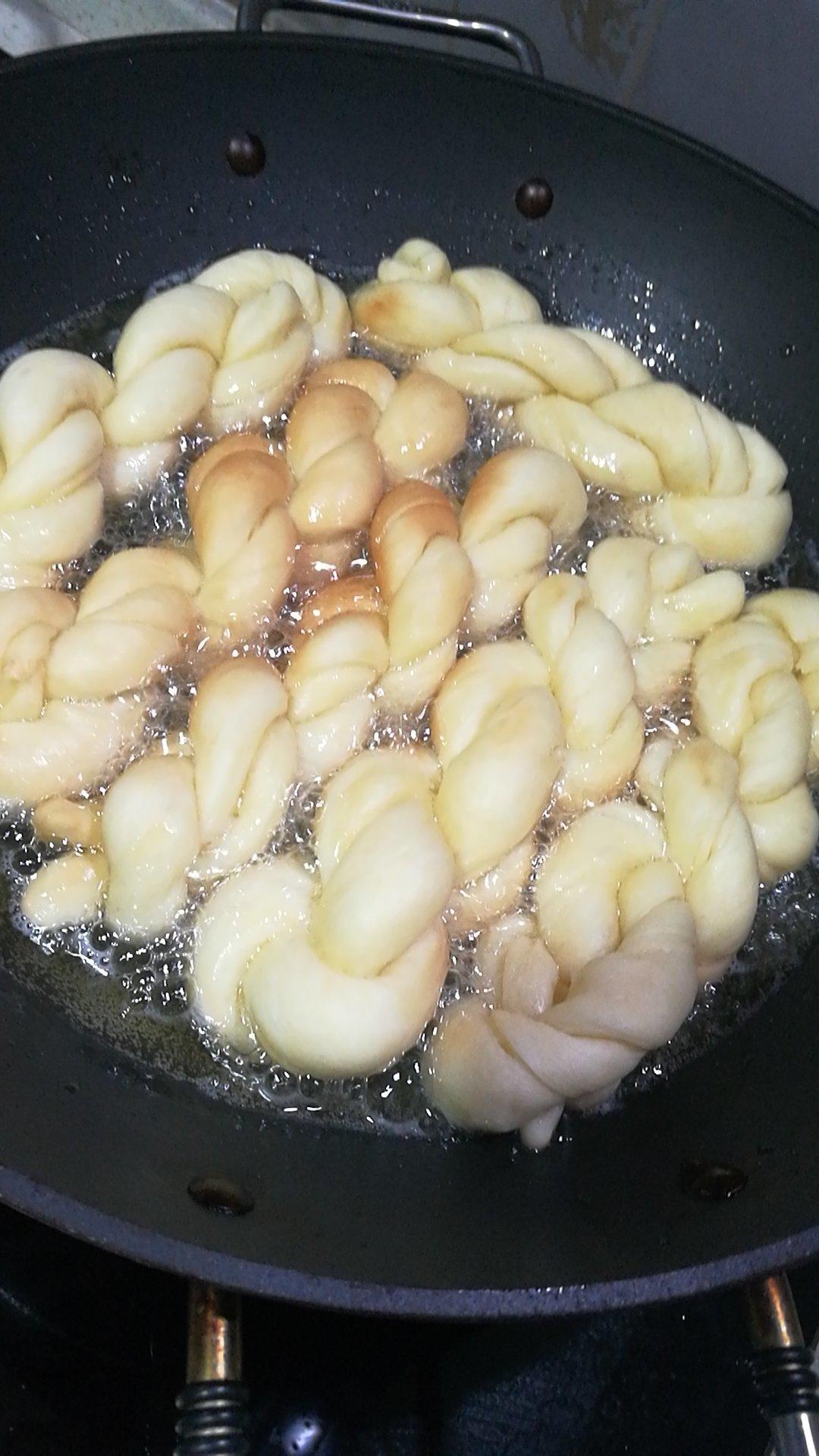 超软蛋奶麻花