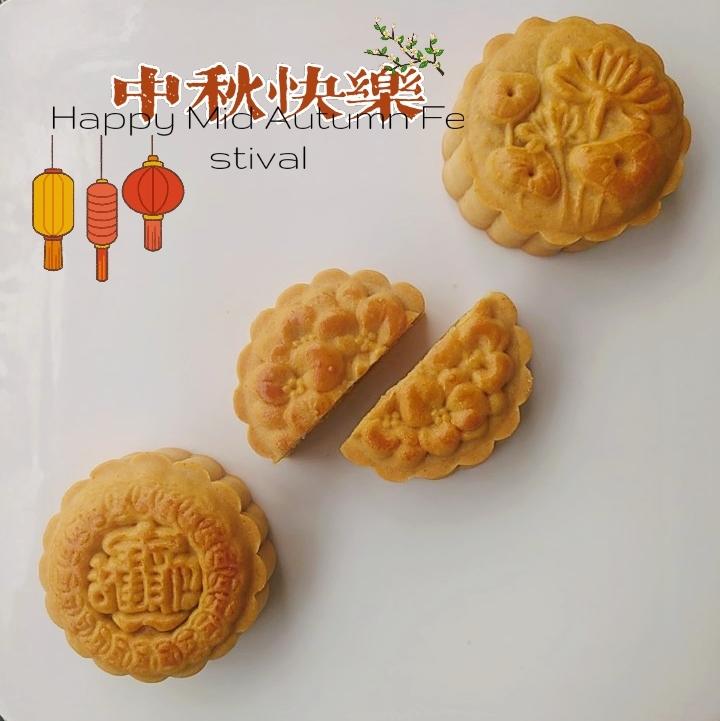 广式经典——白莲蓉蛋黄月饼
