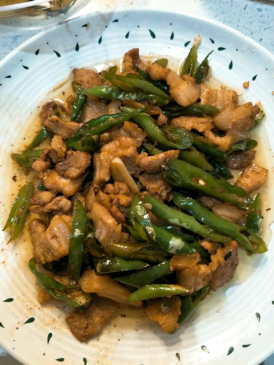 农家小炒肉【记忆中勾魂的油汤】