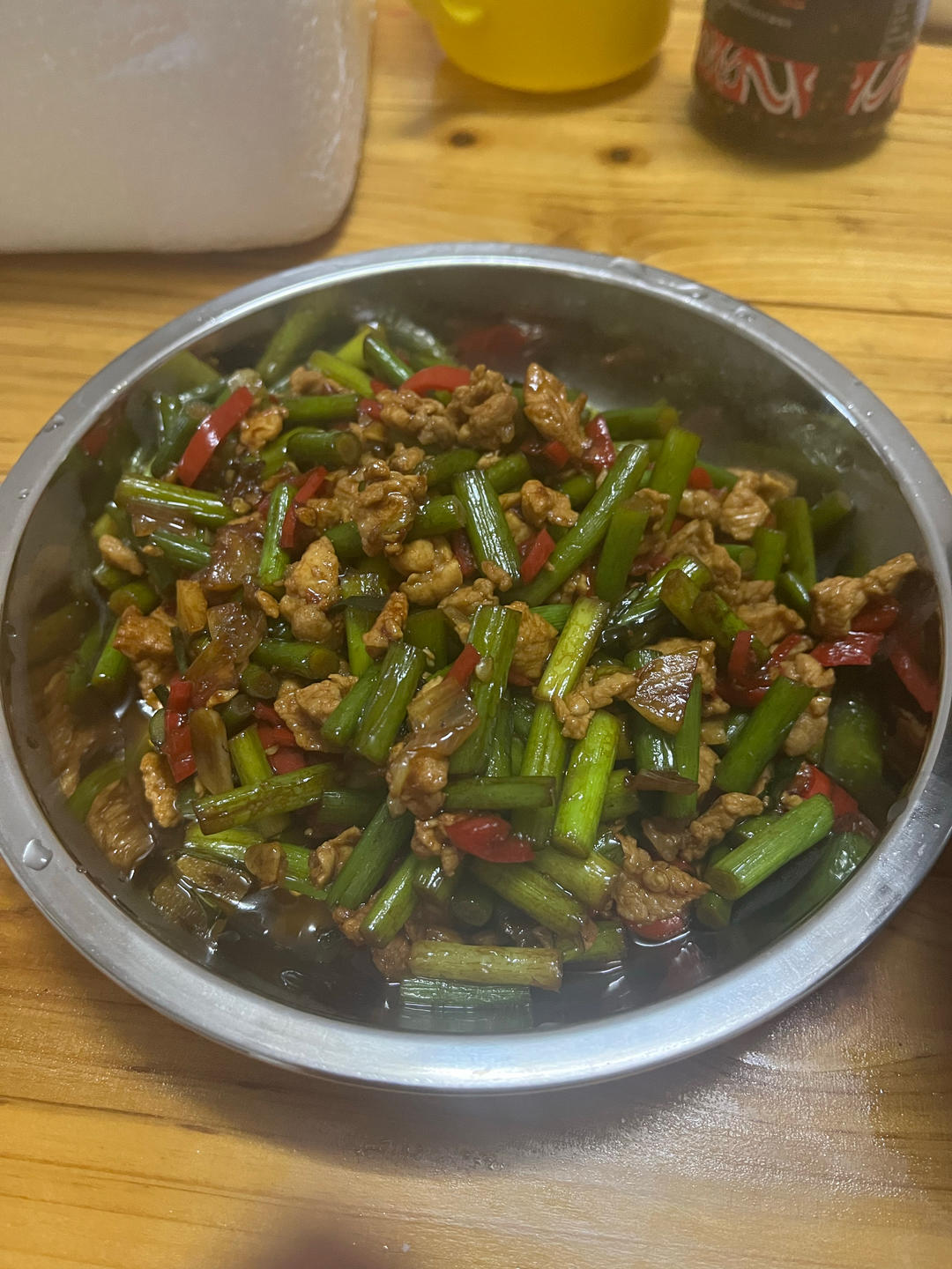 蒜苔炒肉末，三碗米饭都不够吃