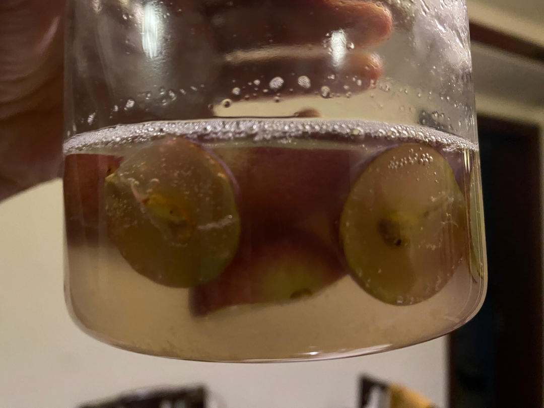新鲜葡萄天然酵母培养