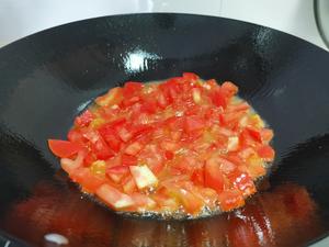 颜高味美的红酸汤鱼的做法 步骤2