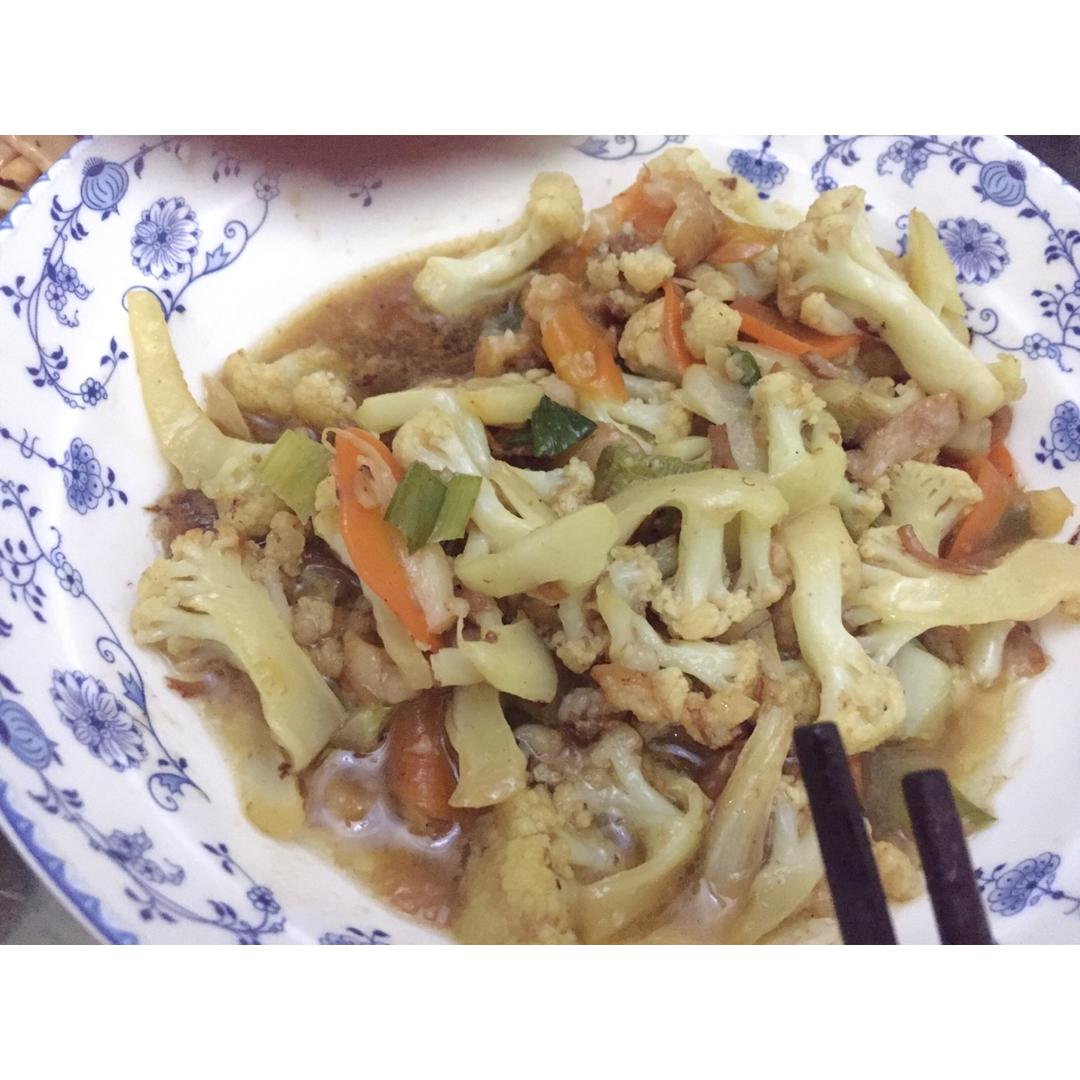 老丁的私房菜-干锅花菜