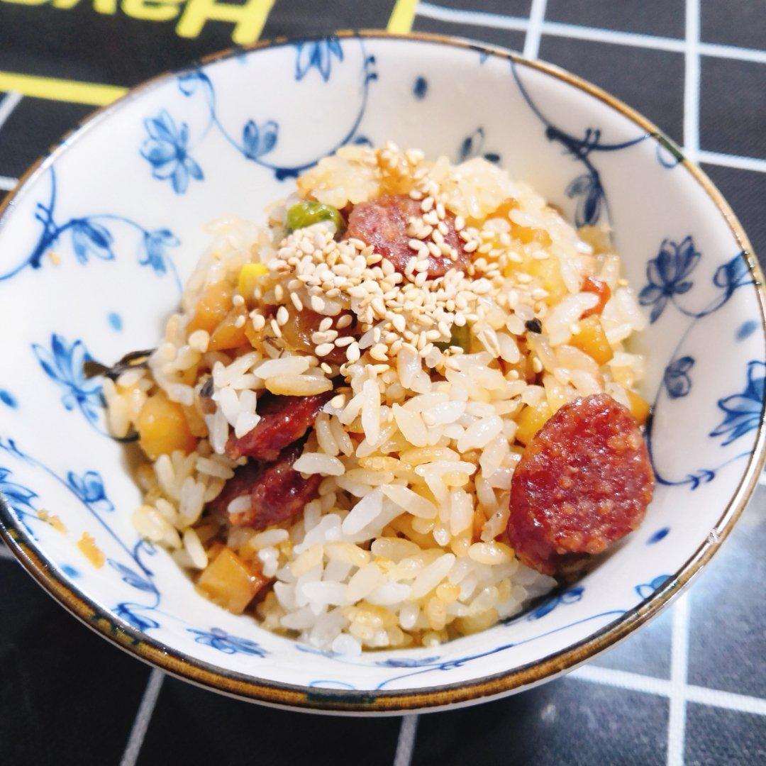 腊肉土豆闷饭
