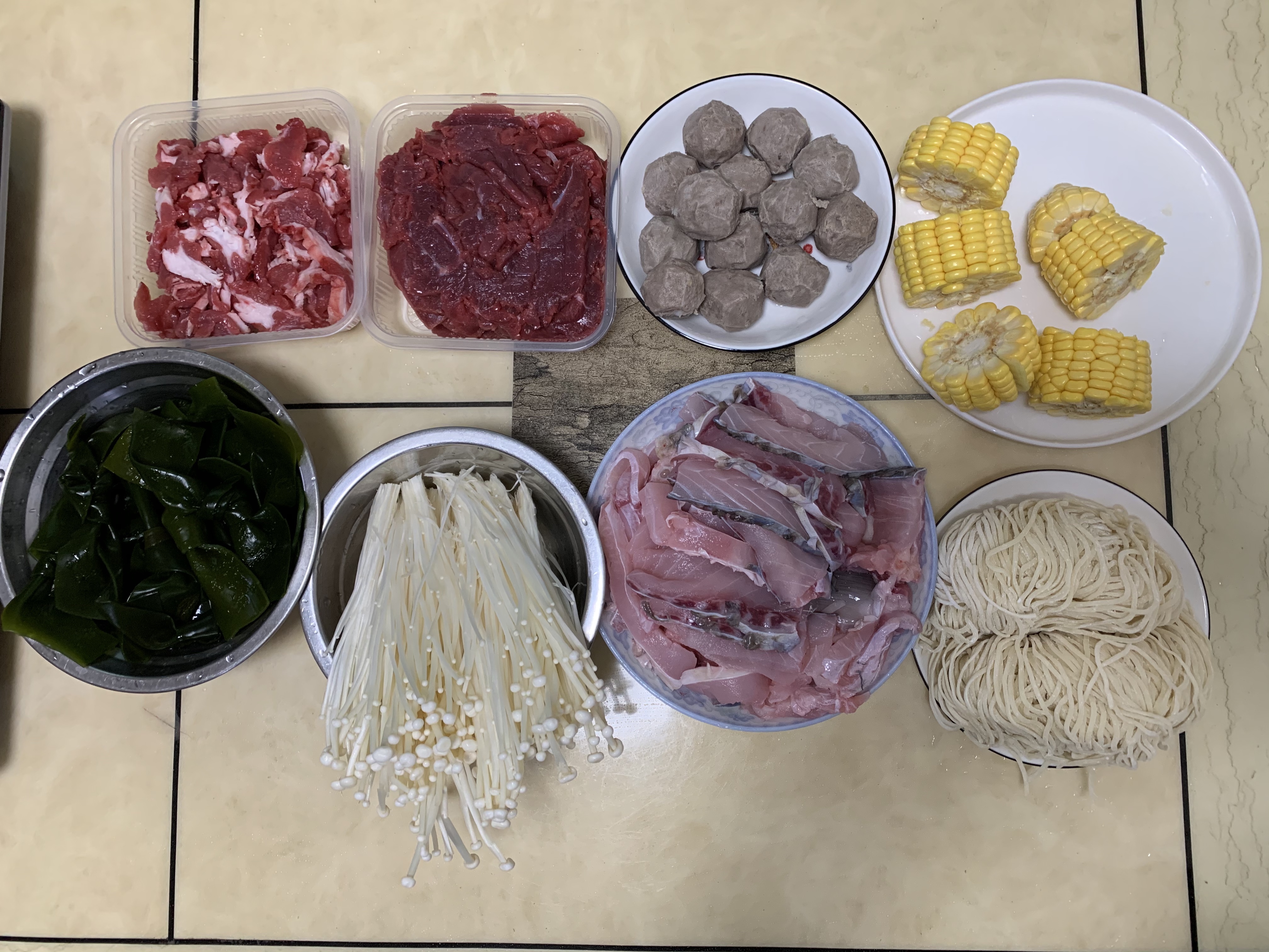 家庭简版涮牛肉火锅的做法