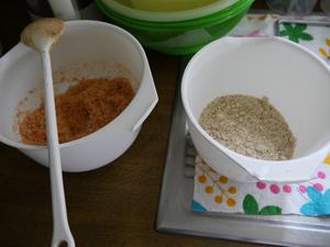 黑樱桃杏仁蛋糕的做法 步骤2