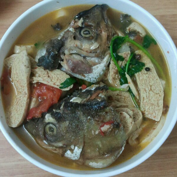三文鱼头豆腐汤