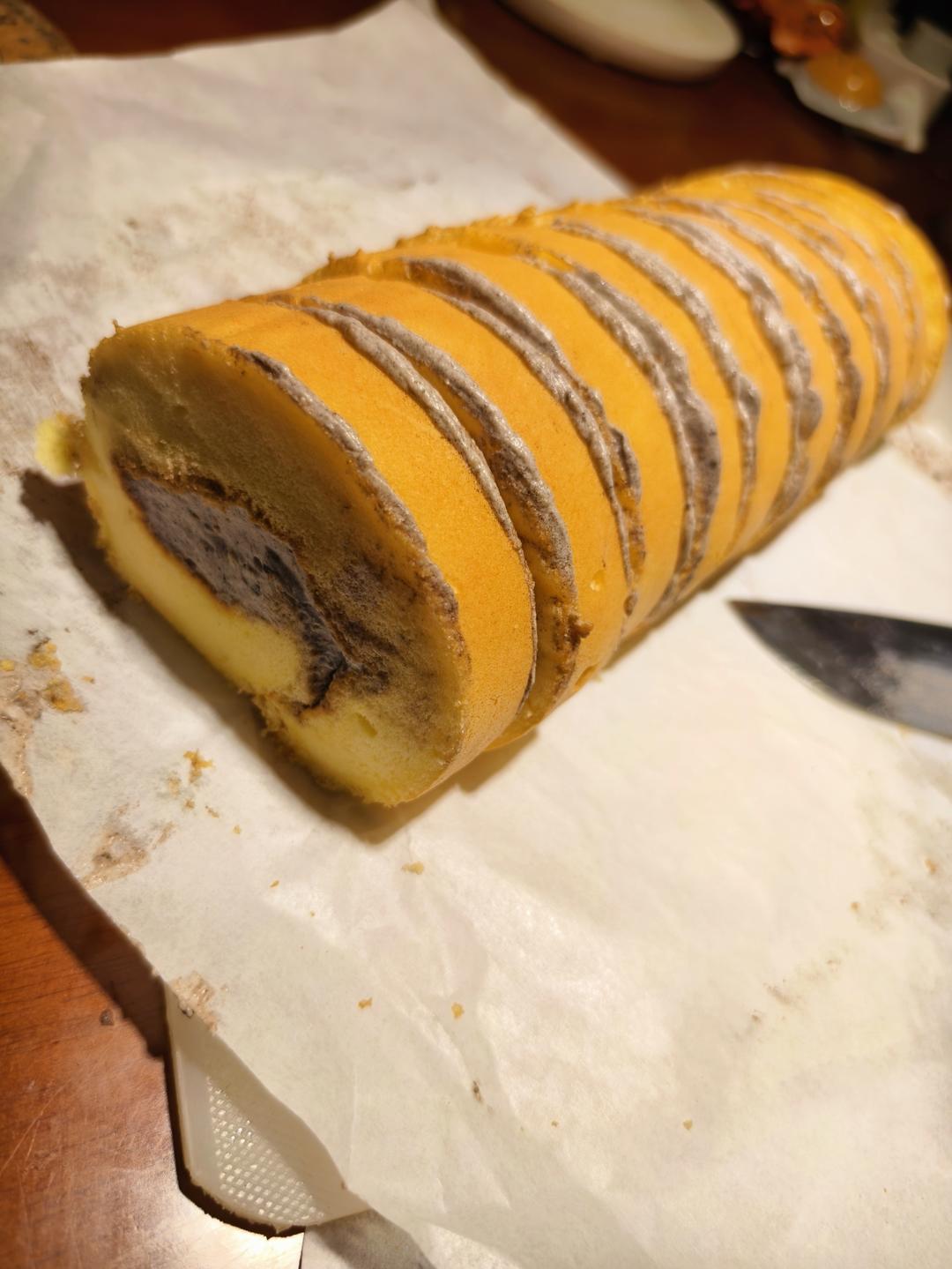 蛋糕卷这样做‼️不掉皮不开裂（小视频食谱）