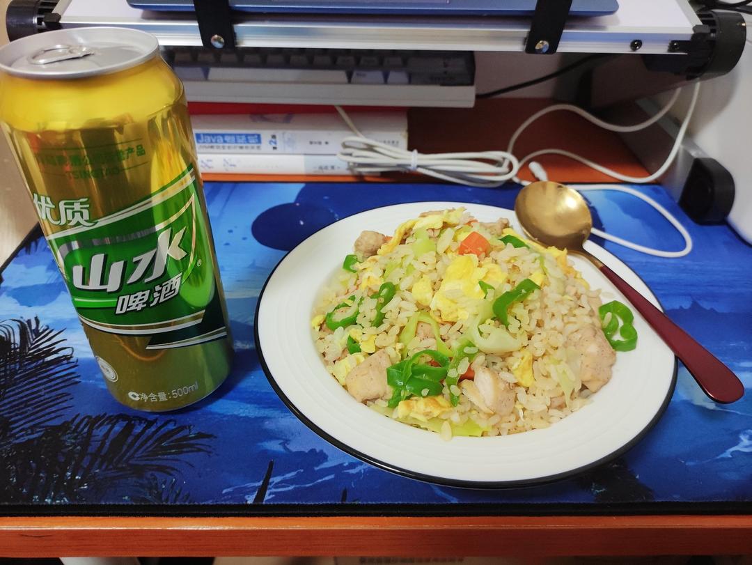 鸡胸肉炒饭
