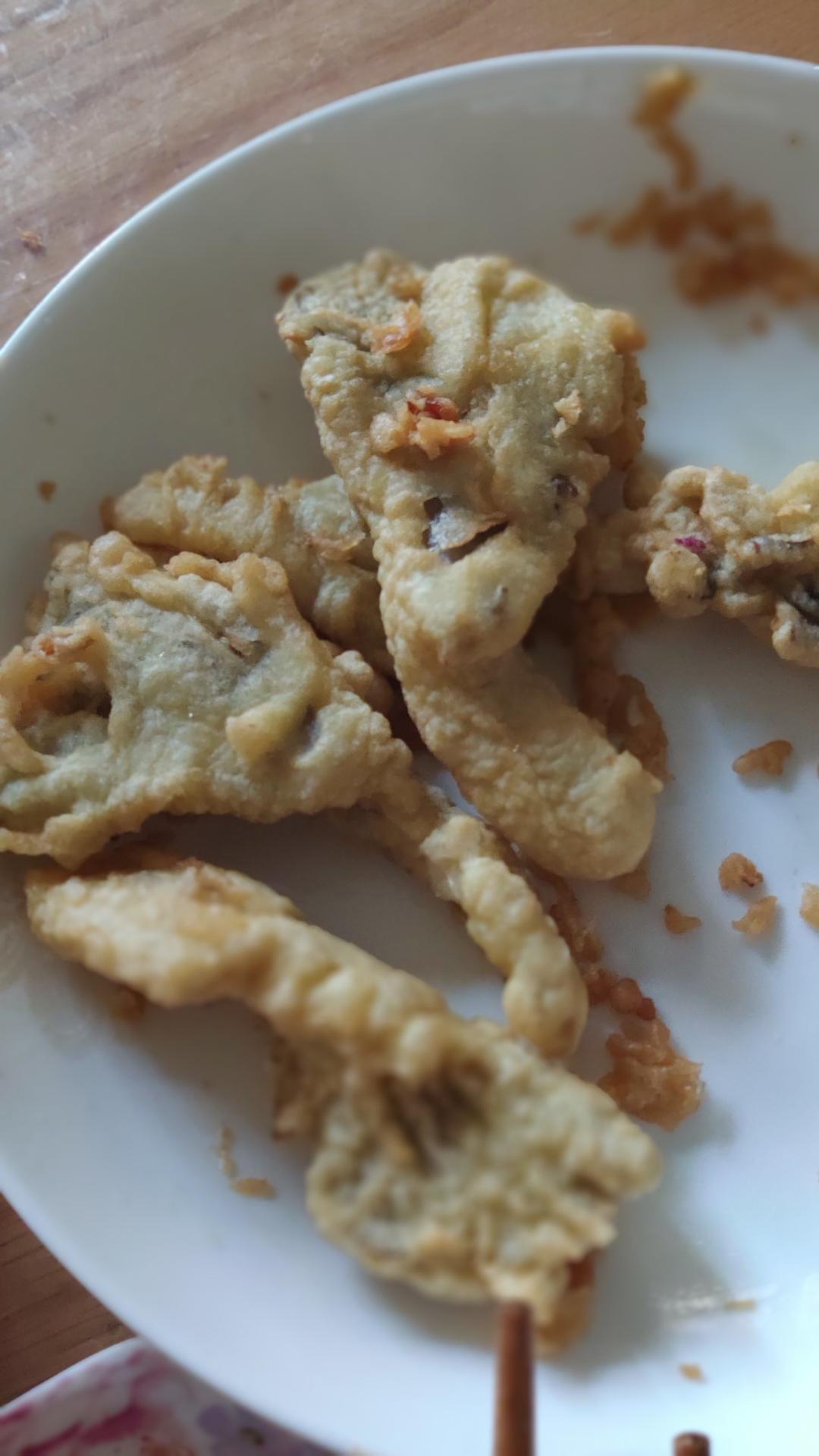 不用焯水，比饭店好吃的椒盐蘑菇，外酥里嫩