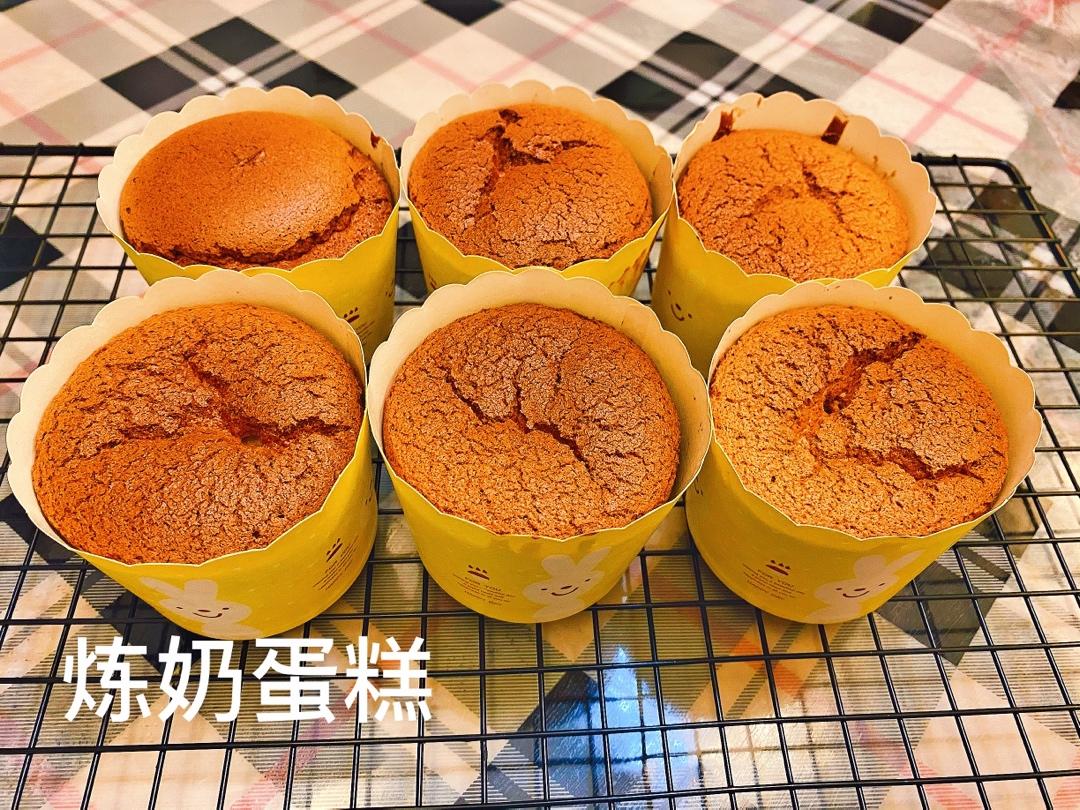 炼乳纸杯蛋糕