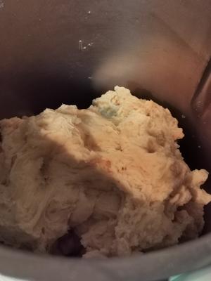 紫薯系-毛毛虫🐛面包的做法 步骤1