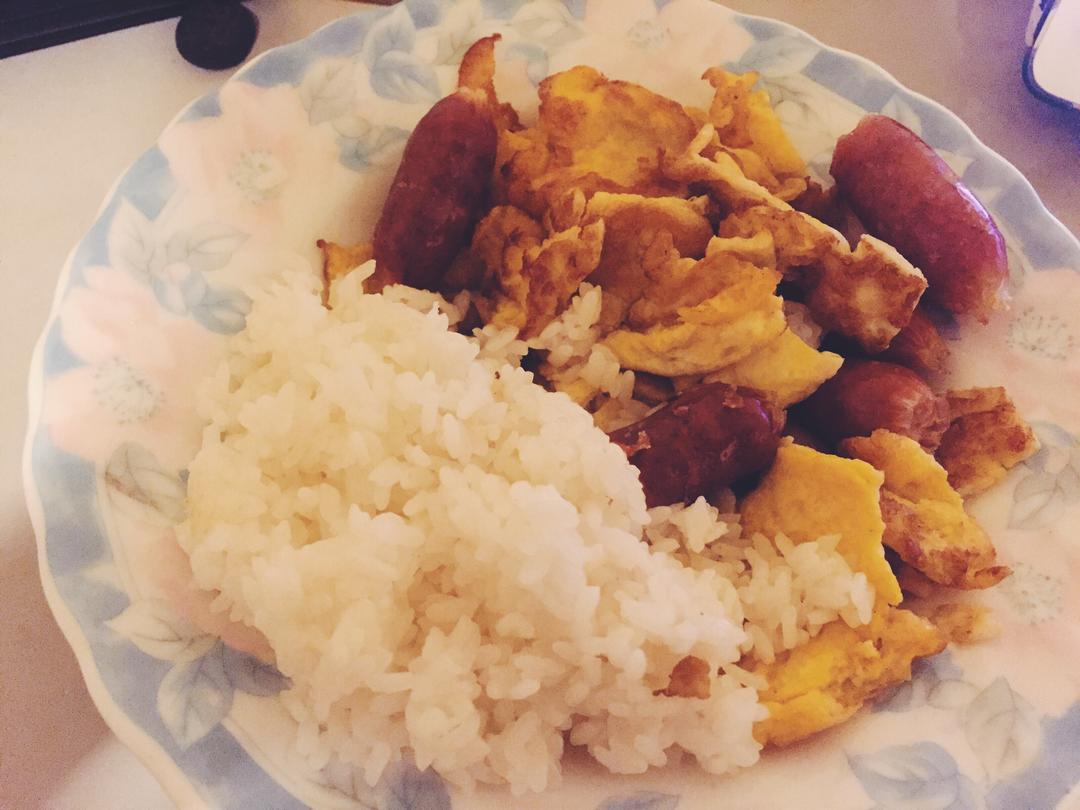 自制香肠饭