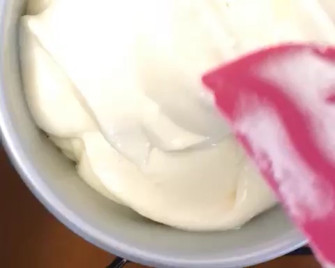 酸奶戚风六寸超细腻柔软的做法 步骤3