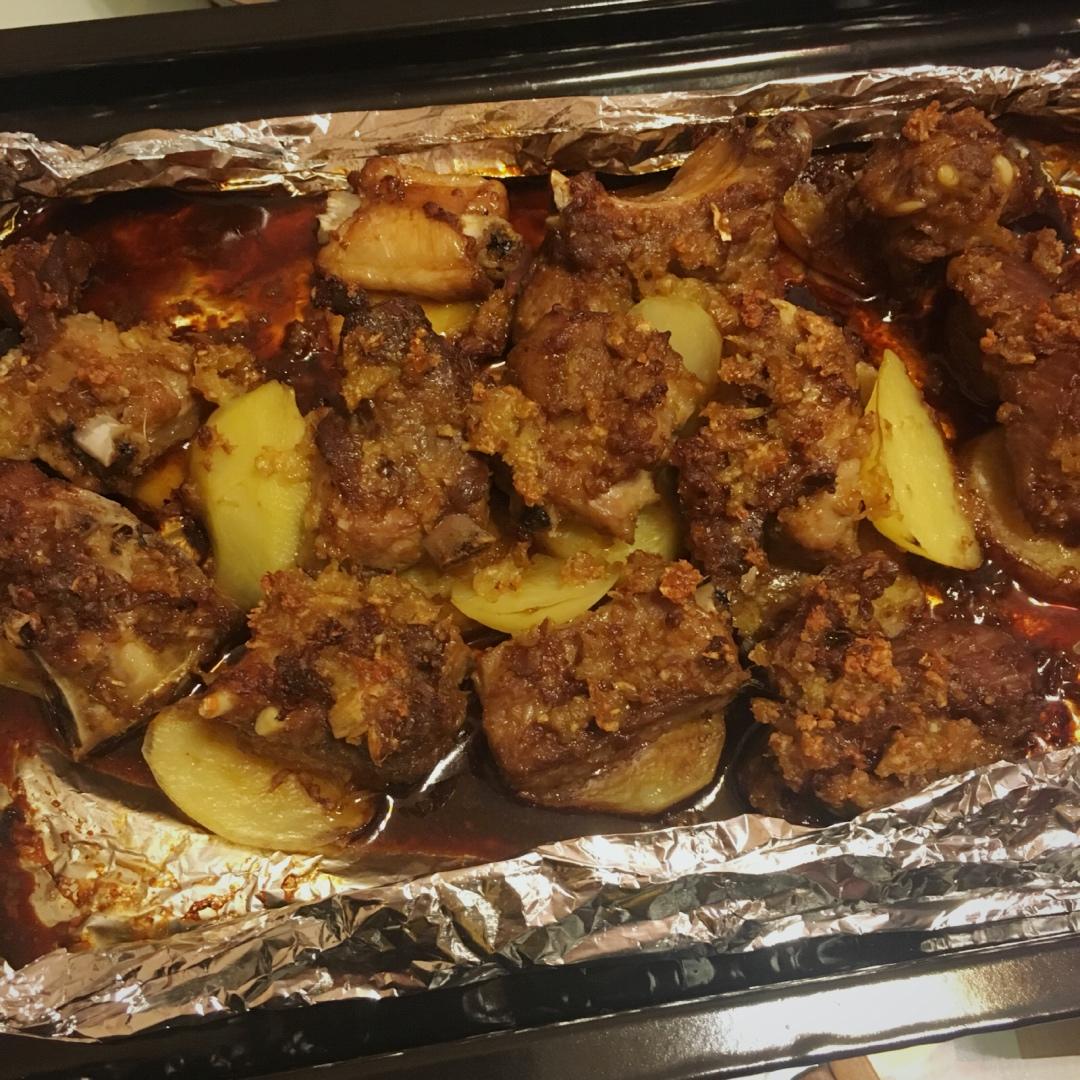 香到骨头里的蒜香排骨（烤箱）