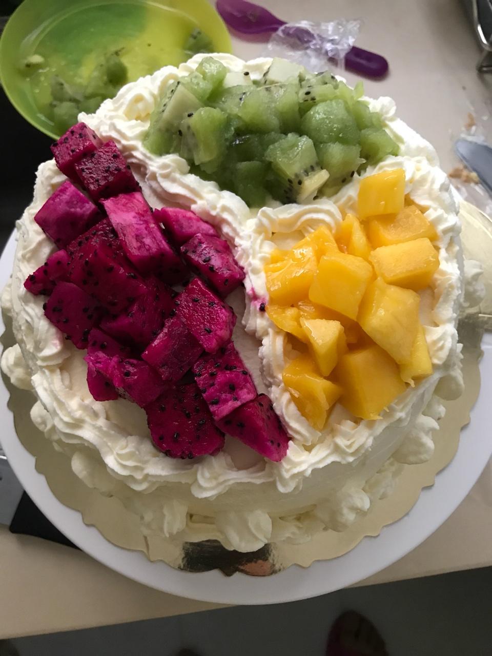 8寸水果生日蛋糕