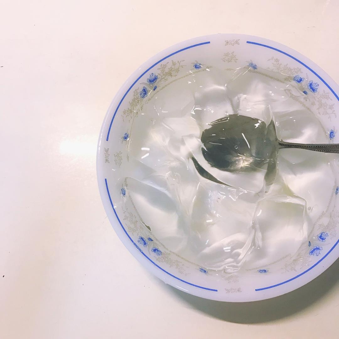 我是聪慧做的白凉粉