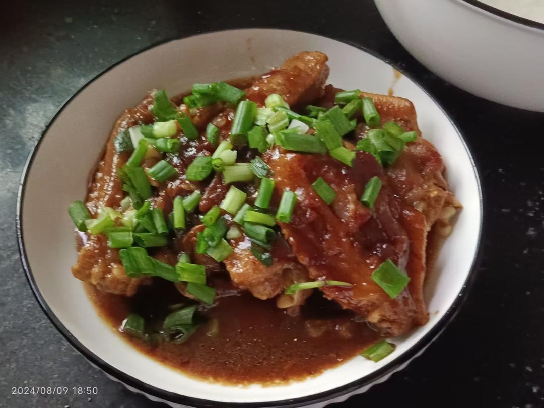 妈妈家的味道，吃了停不下来的红烧鸡翅