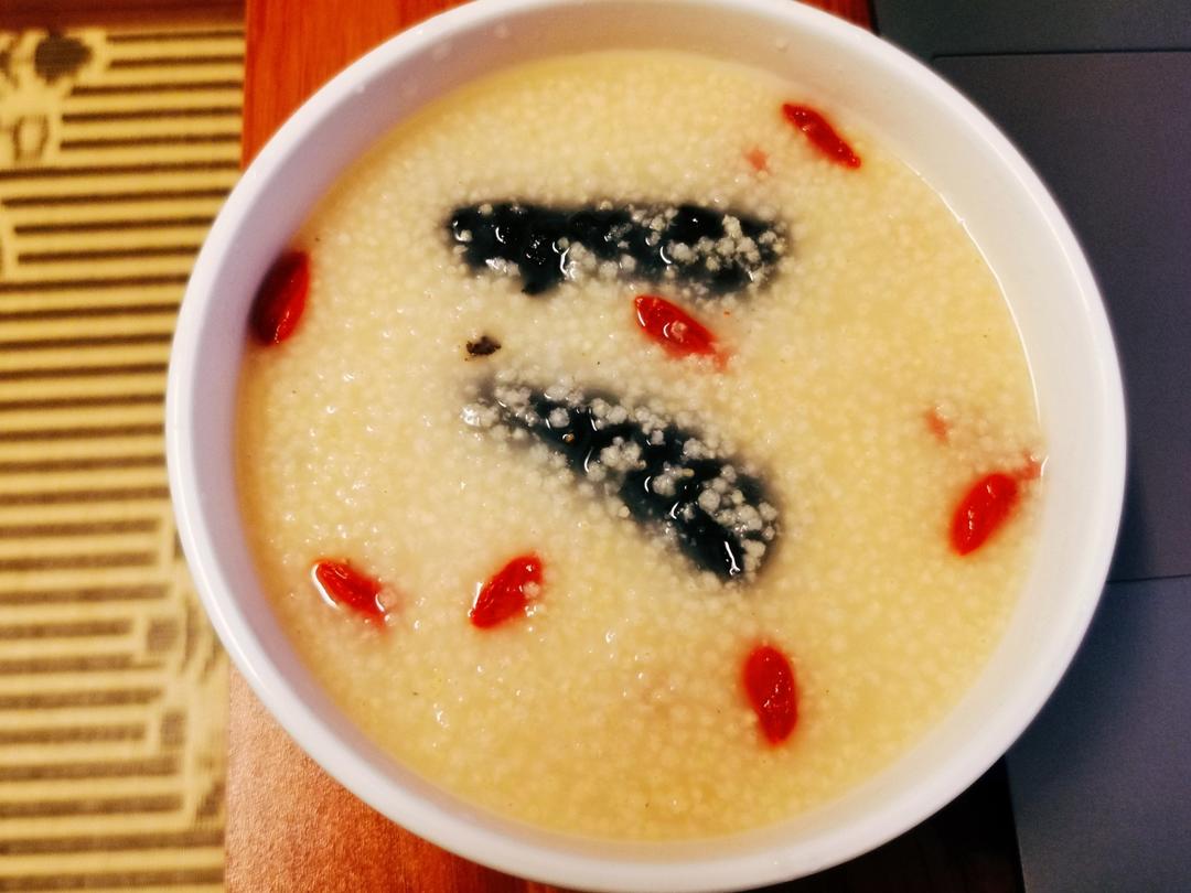 营养师推荐：海参小米粥