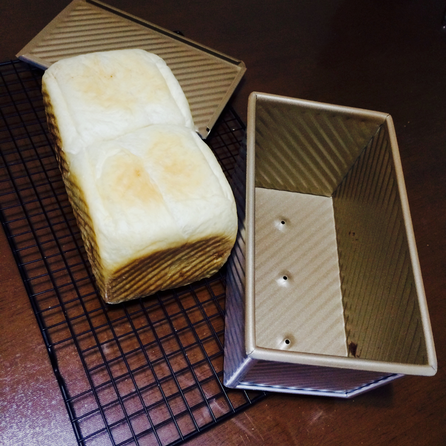 奶香豆沙吐司