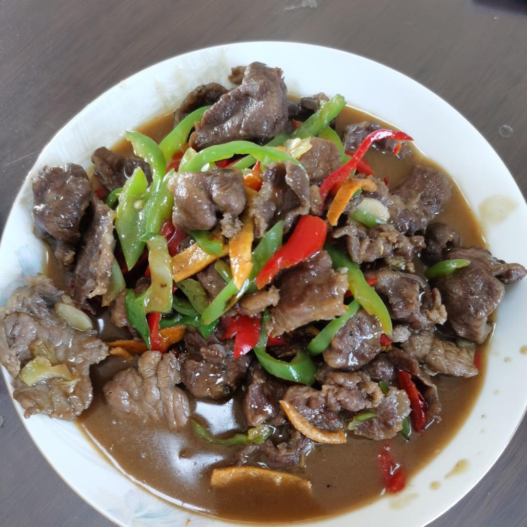 这货用来炒菜出奇的香，陈皮牛肉