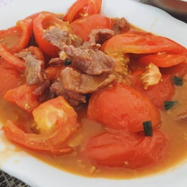 浓郁嫩滑的番茄蒸牛肉