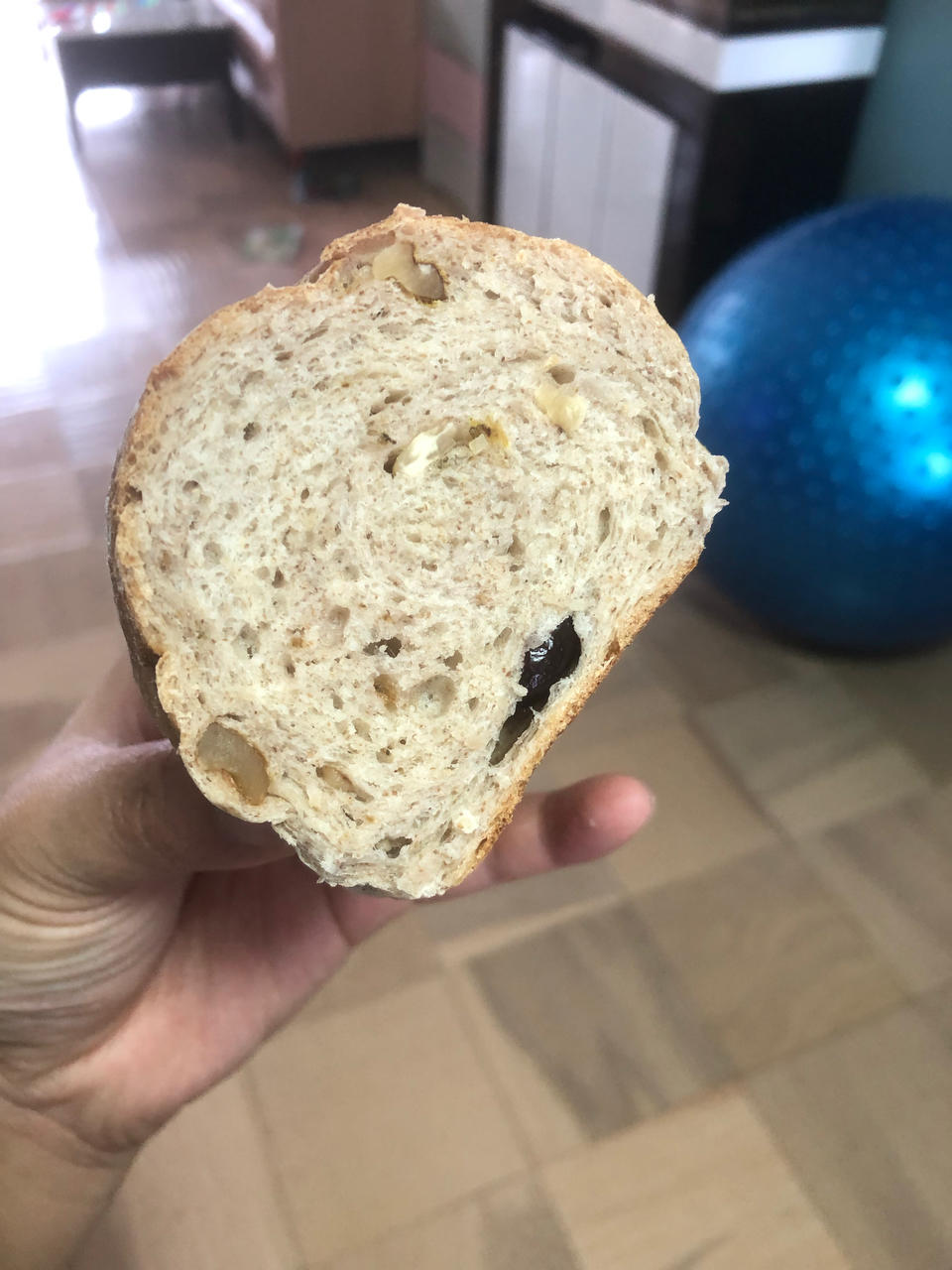 全麦蔓越莓核桃软欧包