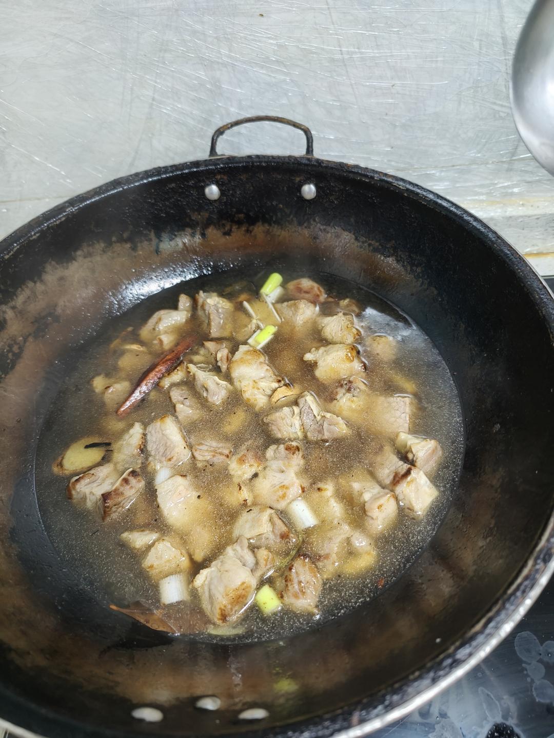萝卜炖牛腩