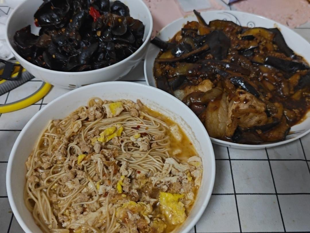 掌握了湖南汤粉的精髓！10分钟有肉有蛋超鲜