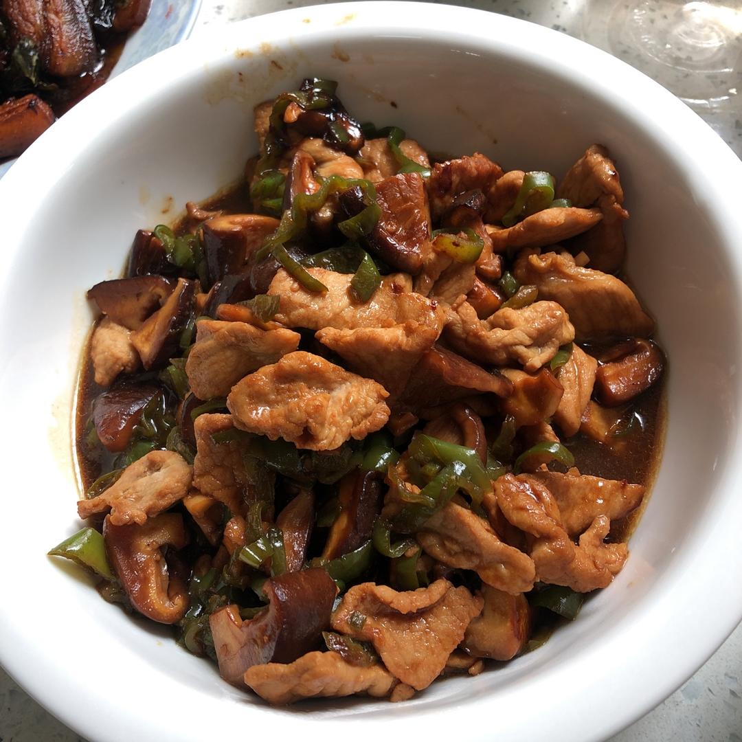 香菇炒肉，超级下饭哦