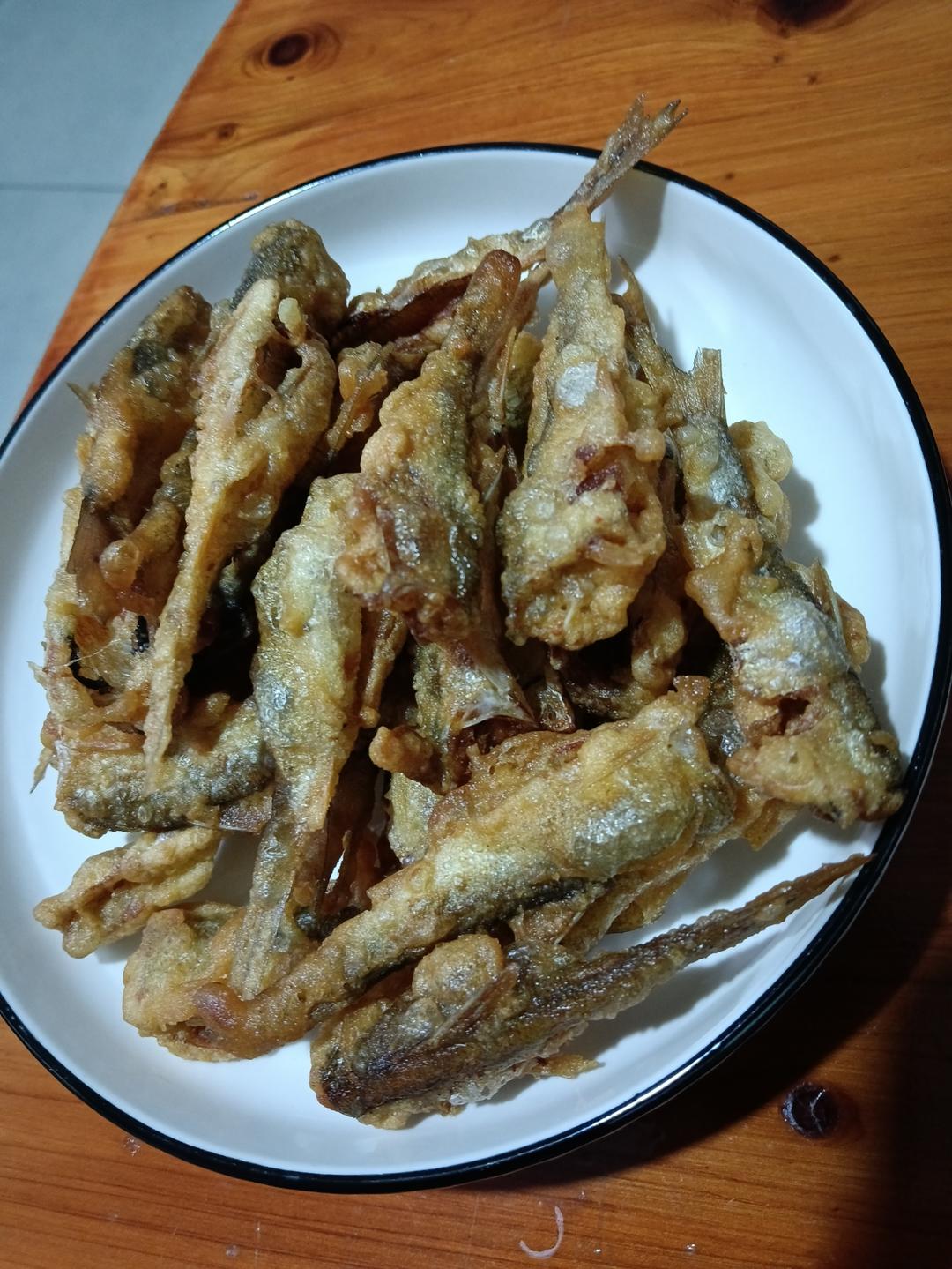 酥炸小鱼