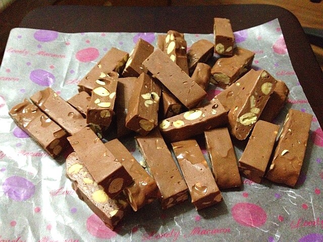 法式杏仁牛轧糖