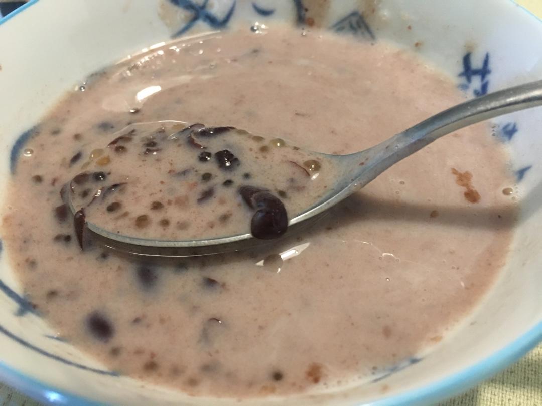 好吃不胖‼️四季都适合吃的红豆西米露奶茶