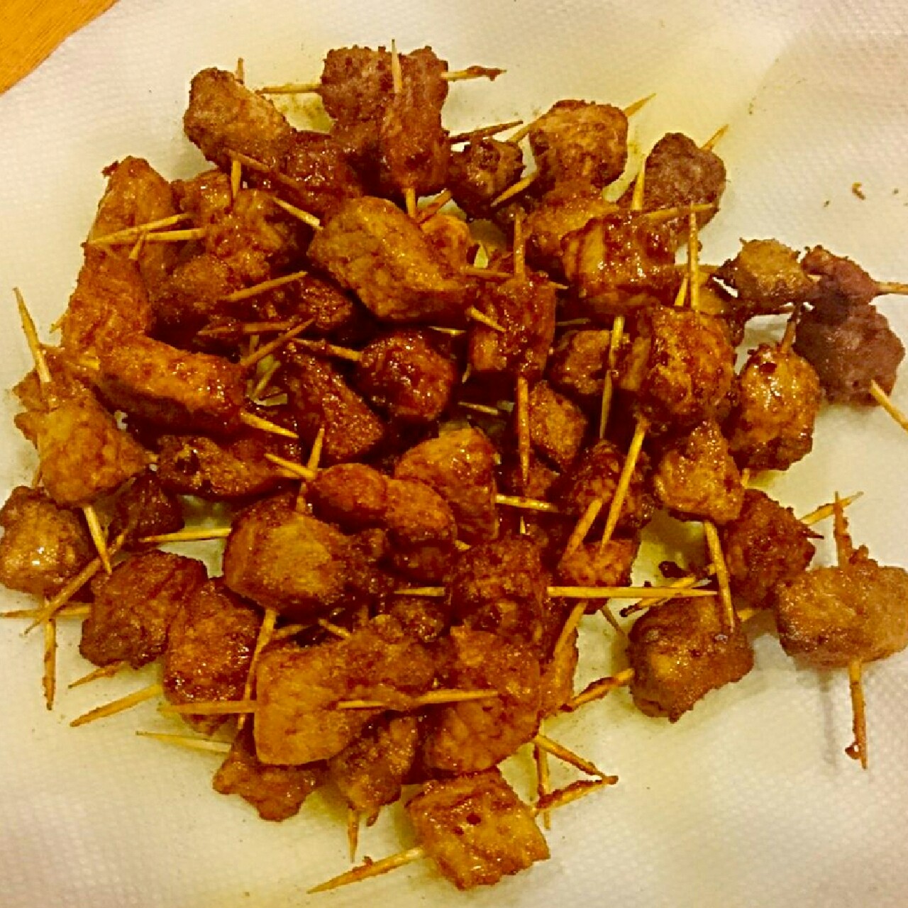 是微笑的糖啦做的牙签肉